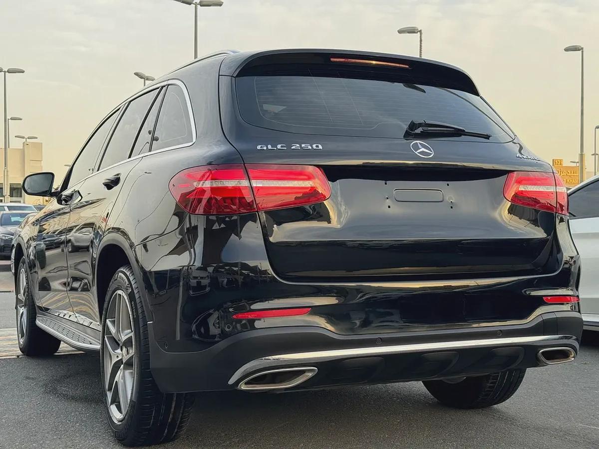 مرسيدس GLC250 موديل 2016 خليجى بانوراما صبغ الوكاله مفتاحين الوكاله فل اوبشن-4-4
