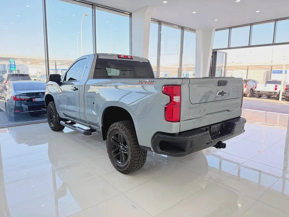 رنج روفر فوج HSE P530 V8 ابيض / ماروني 2022 خليجي-3-3