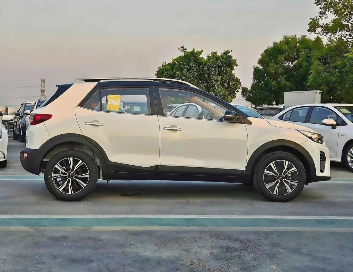 Kia KX1 DUAL TONE/1.4L PETROL/CVT WITH SUNROOF/CHROME HANDLE/ (CODE # KX1FT)-2-2
