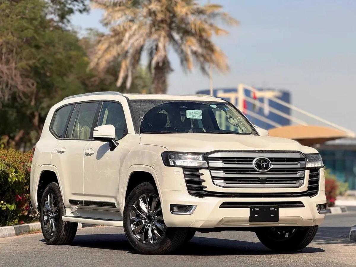 Toyota Land Cruiser GXR-19-19
