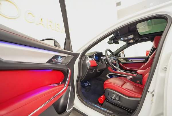 AED 2334 PM | JAGUAR F PACE R DYNAMIC 2022 | UNDER AGENCY WARRANTY SERVICE CONTRACT SEPT 2027| GCC