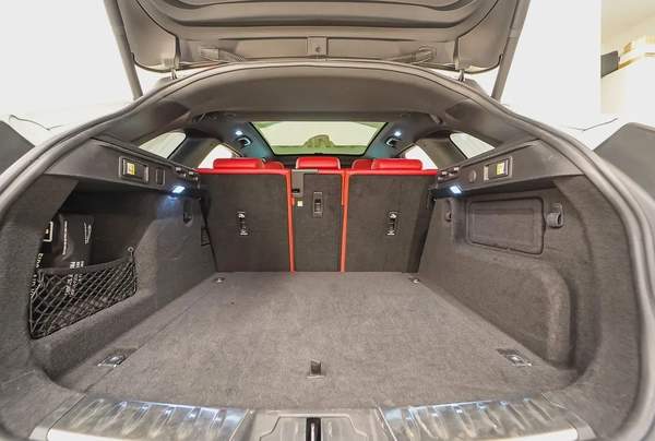 AED 2334 PM | JAGUAR F PACE R DYNAMIC 2022 | UNDER AGENCY WARRANTY SERVICE CONTRACT SEPT 2027| GCC