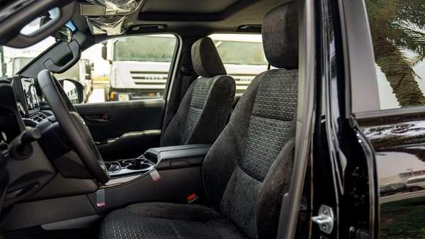 Toyota Land Cruiser LC GXR 3.3D\(LHD) TOYOTA LAND CRUISER LC300 GXR 3.3D AT MY2025 – BLACK