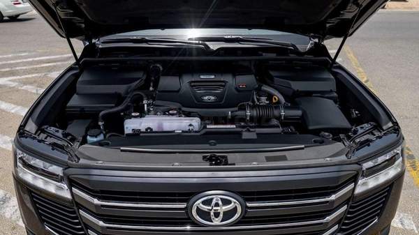 Toyota Land Cruiser LC GXR 3.3D\(LHD) TOYOTA LAND CRUISER LC300 GXR 3.3D AT MY2025 – BLACK