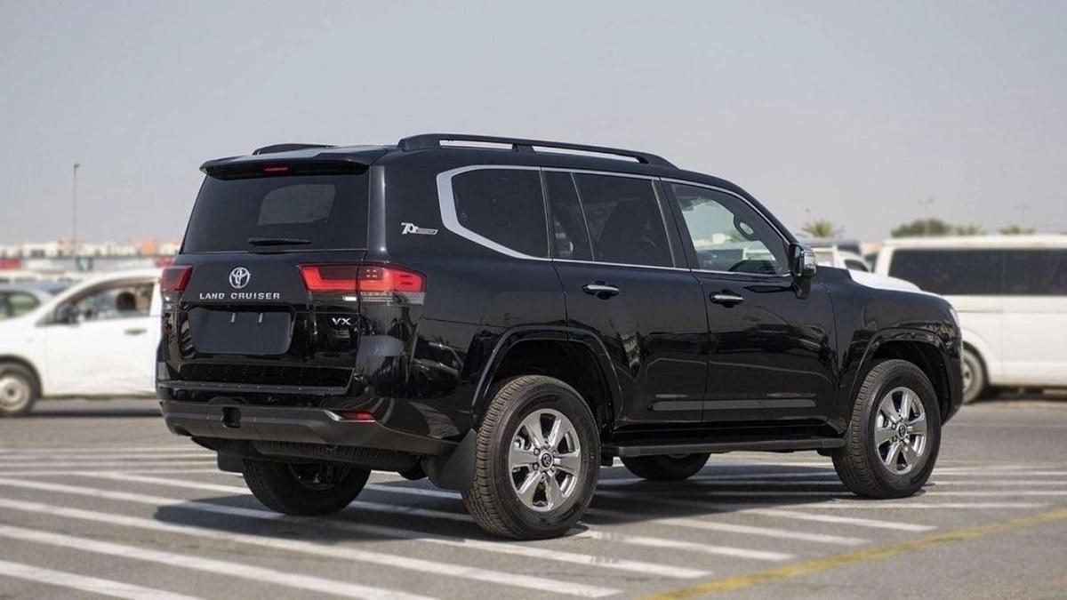 Toyota Land Cruiser LAND CRUISER VX 3.5L-4-4