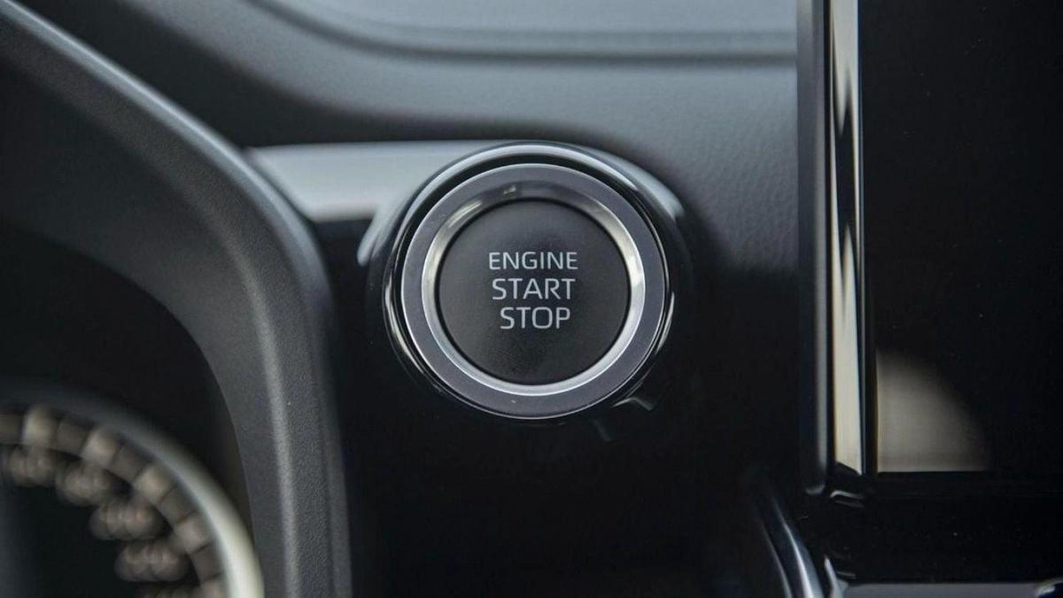 Toyota Land Cruiser LAND CRUISER VX 3.5L-14-14