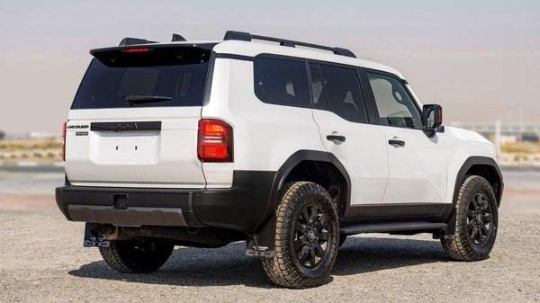 Toyota Prado TOYOTA PRADO 250 2.4P AT FIRST EDITION MY2025– WHITE