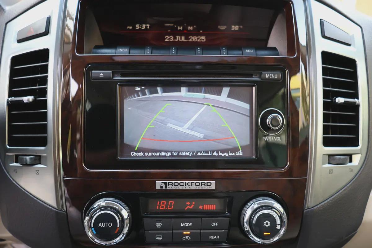 MITSUBISHI PAJERO 2019 3.8L V6 GLS PLUS-171000KM-GCC SPECS-15-15