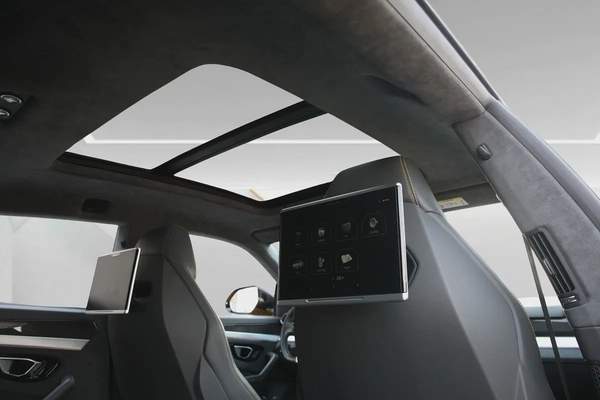 LAMBORGHINI URUS PERFOMANTE KIT - 2020 -CARBON EDITION - ORIGINAL PAINT - FULLY LOADED