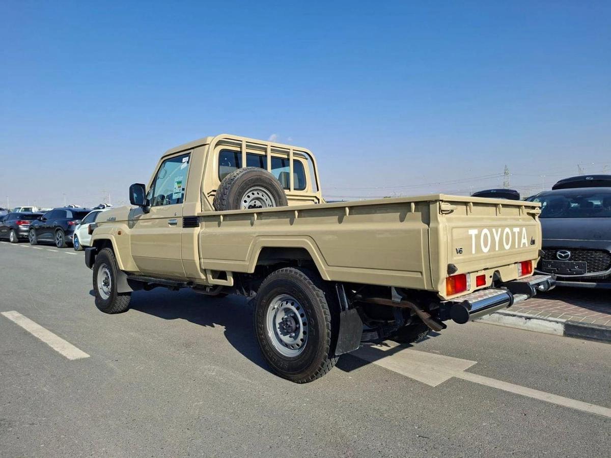 Toyota Land Cruiser Pick Up-9-9