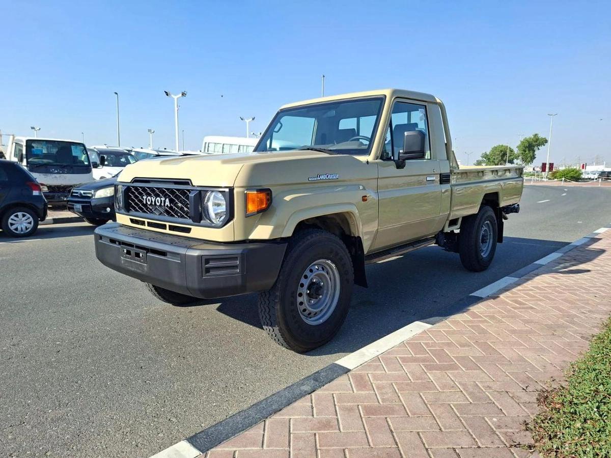 Toyota Land Cruiser Pick Up-11-11