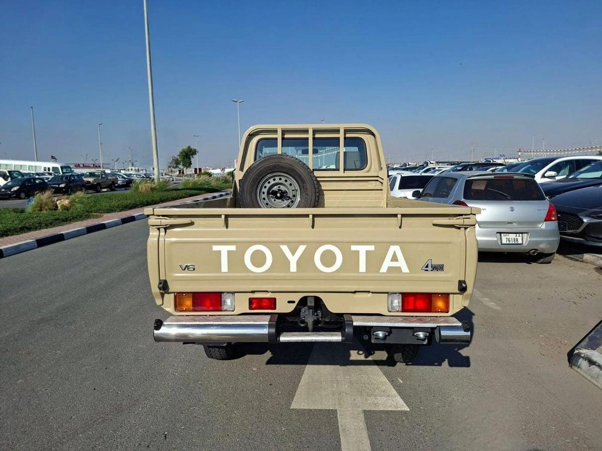 Toyota Land Cruiser Pick Up-12-12