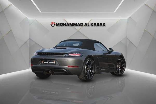 PORSCHE 718 SPYDER 2019 - GCC - FULLY LOADED AMAZING CONDITION