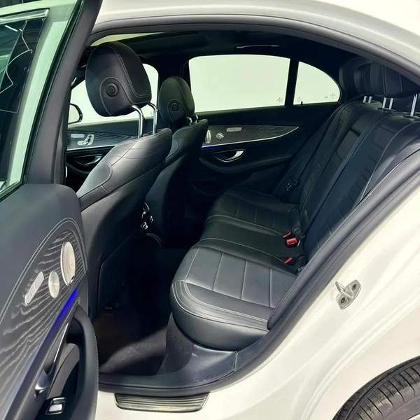 AED 2,252 P.M l 0% Downpayment l E350 AMG l Excellent Condition