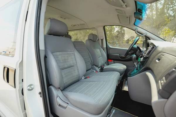 Hyundai H1 | 12-Seater | Automatic | GCC Specs | Ref#H98517