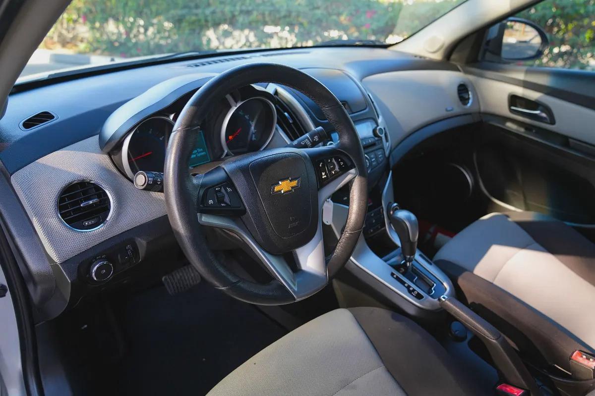 CHEVROLET CRUZE LS 2016!! GCC SPECS-4-4