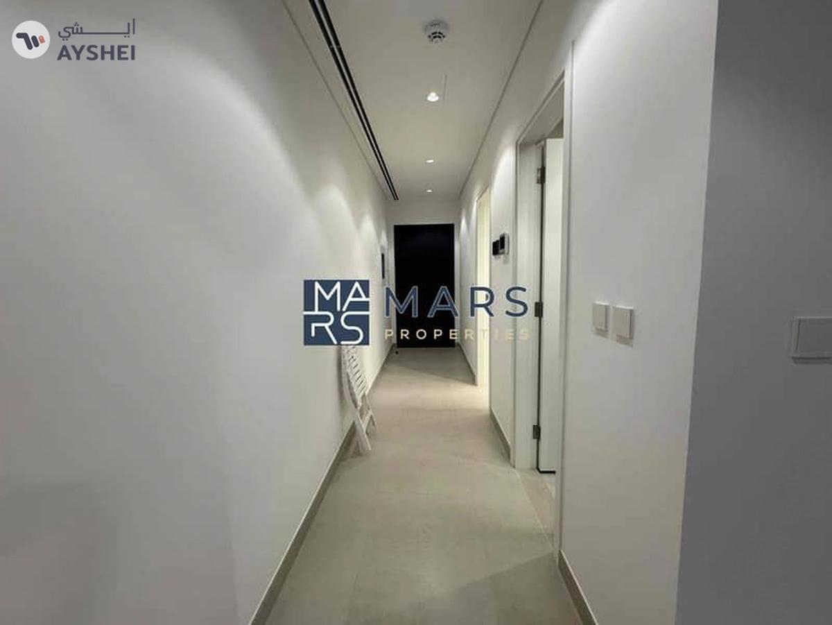 Limited offer 3 bedroom middle unit in Robinia for rent just in 140k-10-10