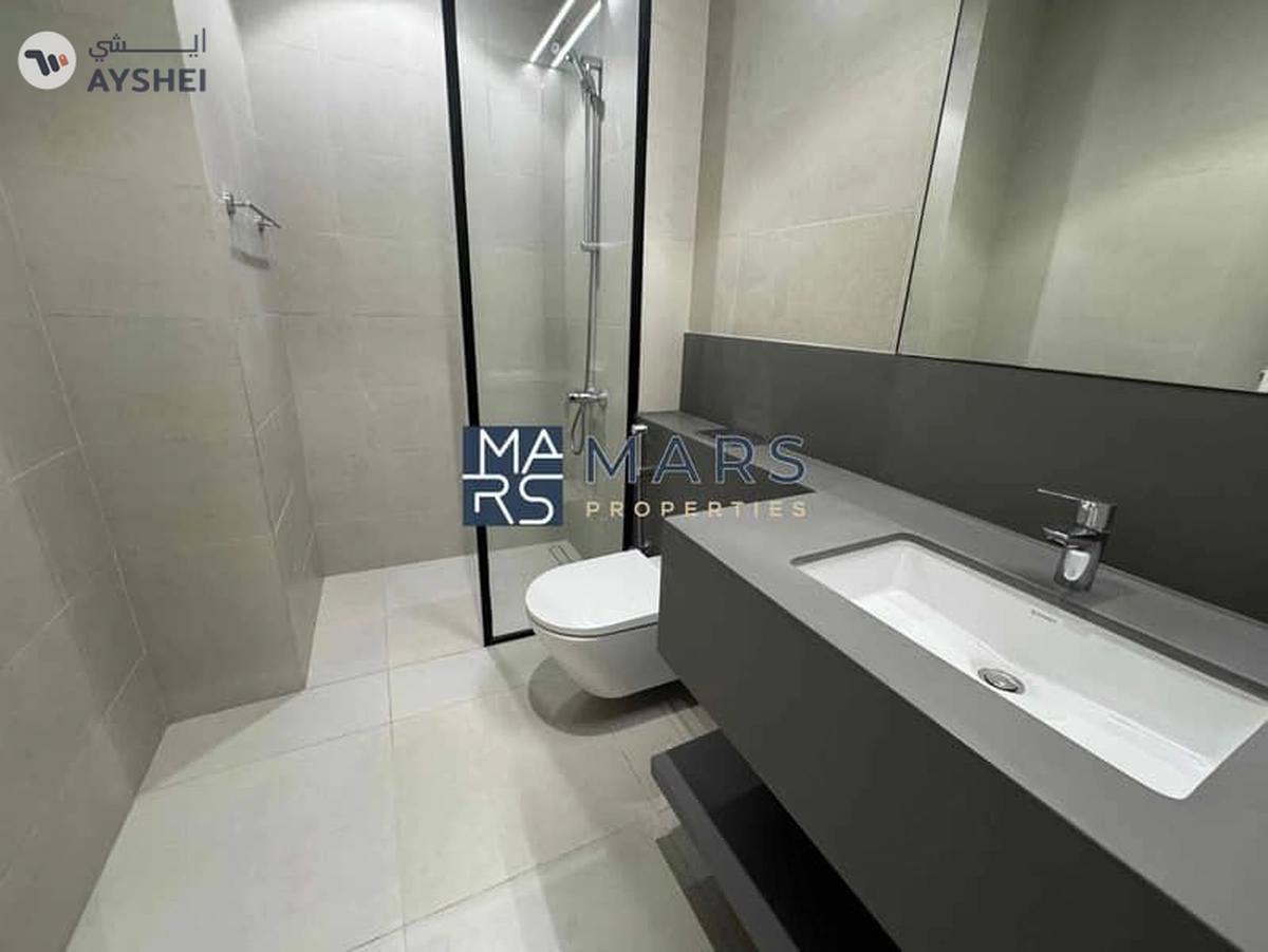 Limited offer 3 bedroom middle unit in Robinia for rent just in 140k-17-17