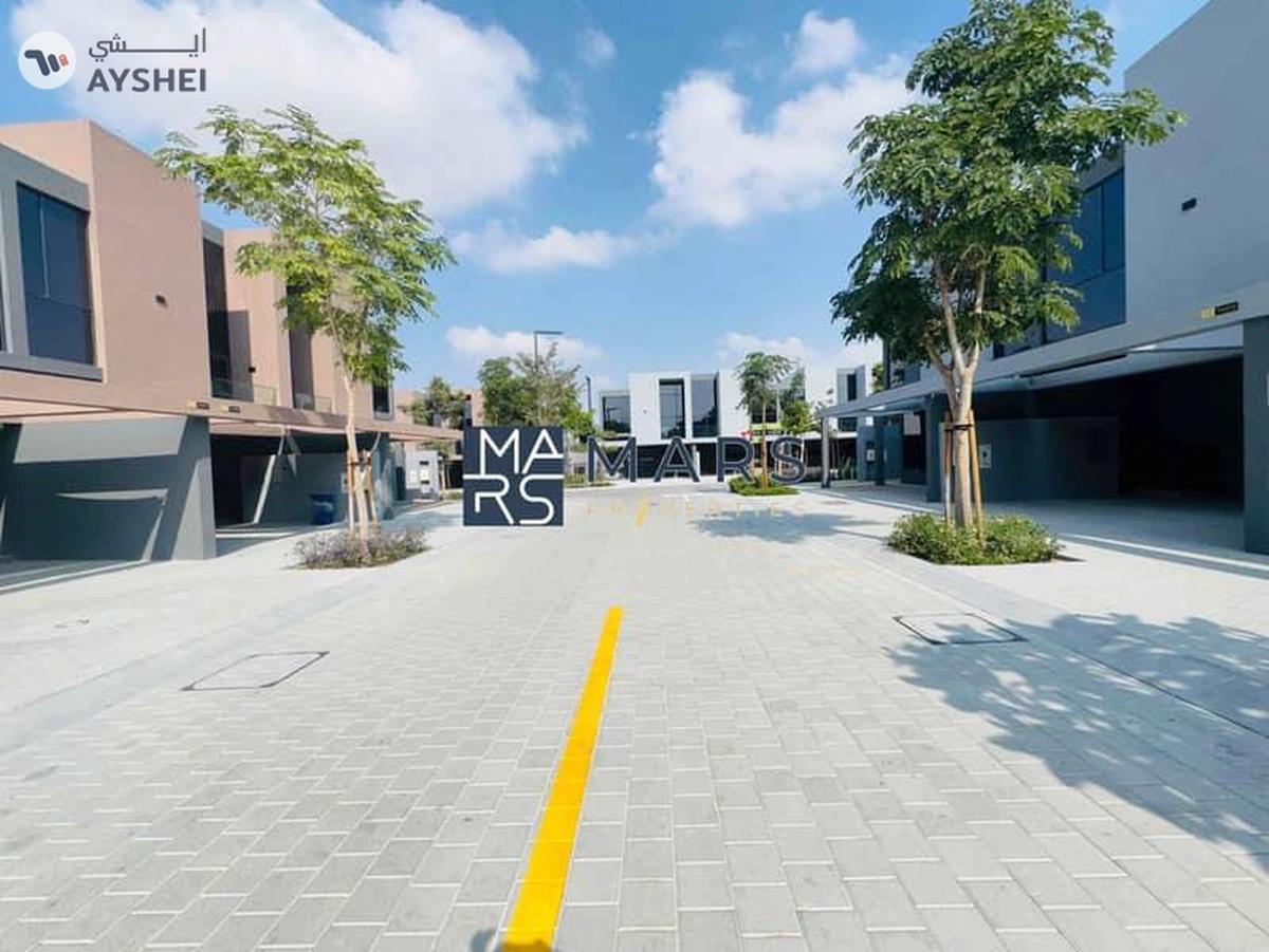 Limited offer 3 bedroom middle unit in Robinia for rent just in 140k-0-landscape