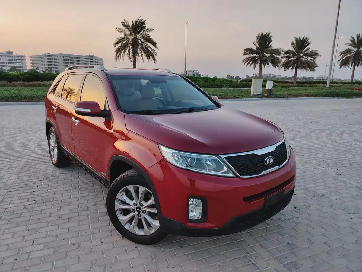 Kia Sorento 2014 GCC 4 Cylinder Immaculate Prestine Clean Condition 7 Seater SUV Perfect For Family-2-2