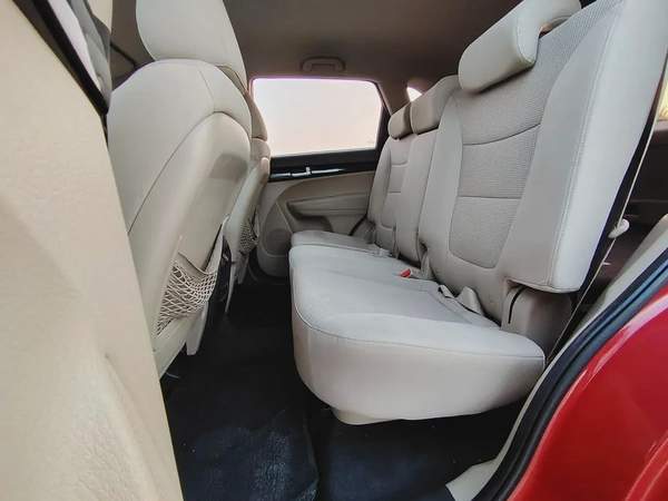 Kia Sorento 2014 GCC 4 Cylinder Immaculate Prestine Clean Condition 7 Seater SUV Perfect For Family