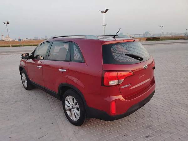Kia Sorento 2014 GCC 4 Cylinder Immaculate Prestine Clean Condition 7 Seater SUV Perfect For Family
