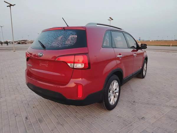 Kia Sorento 2014 GCC 4 Cylinder Immaculate Prestine Clean Condition 7 Seater SUV Perfect For Family