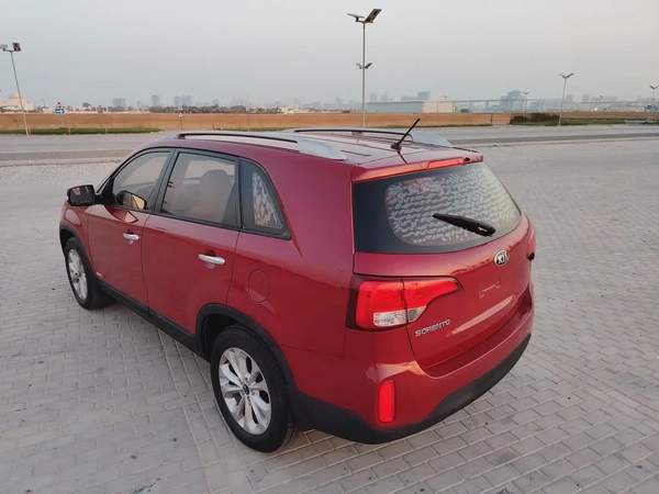 Kia Sorento 2014 GCC 4 Cylinder Immaculate Prestine Clean Condition 7 Seater SUV Perfect For Family