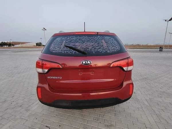 Kia Sorento 2014 GCC 4 Cylinder Immaculate Prestine Clean Condition 7 Seater SUV Perfect For Family