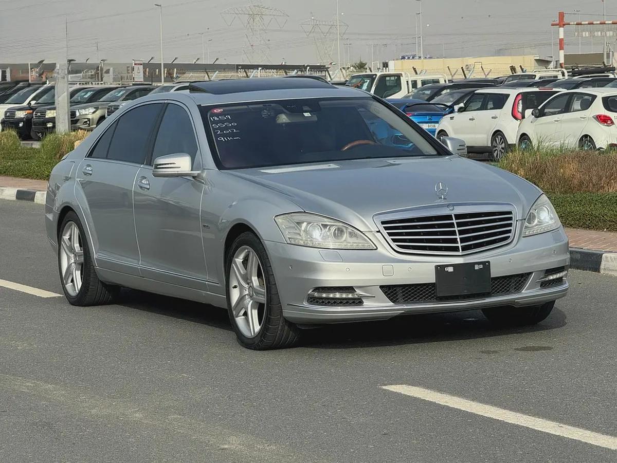 Mercedes-Benz S550 2012 91000km - 4 Auction Grade - Japan Import - Clean Title-0-0