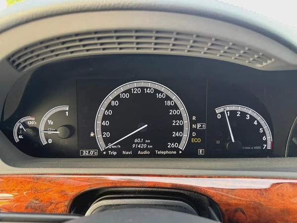 Mercedes-Benz S550 2012 91000km - 4 Auction Grade - Japan Import - Clean Title