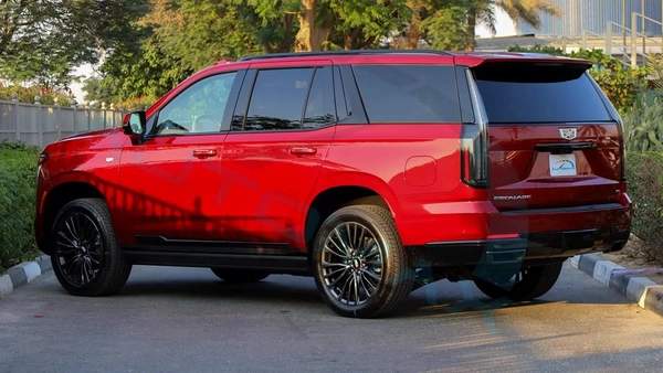 2025 Cadillac Escalade 600 Sport Platinum V8 6.2L With 5 Years Or 200,000 Km Warranty