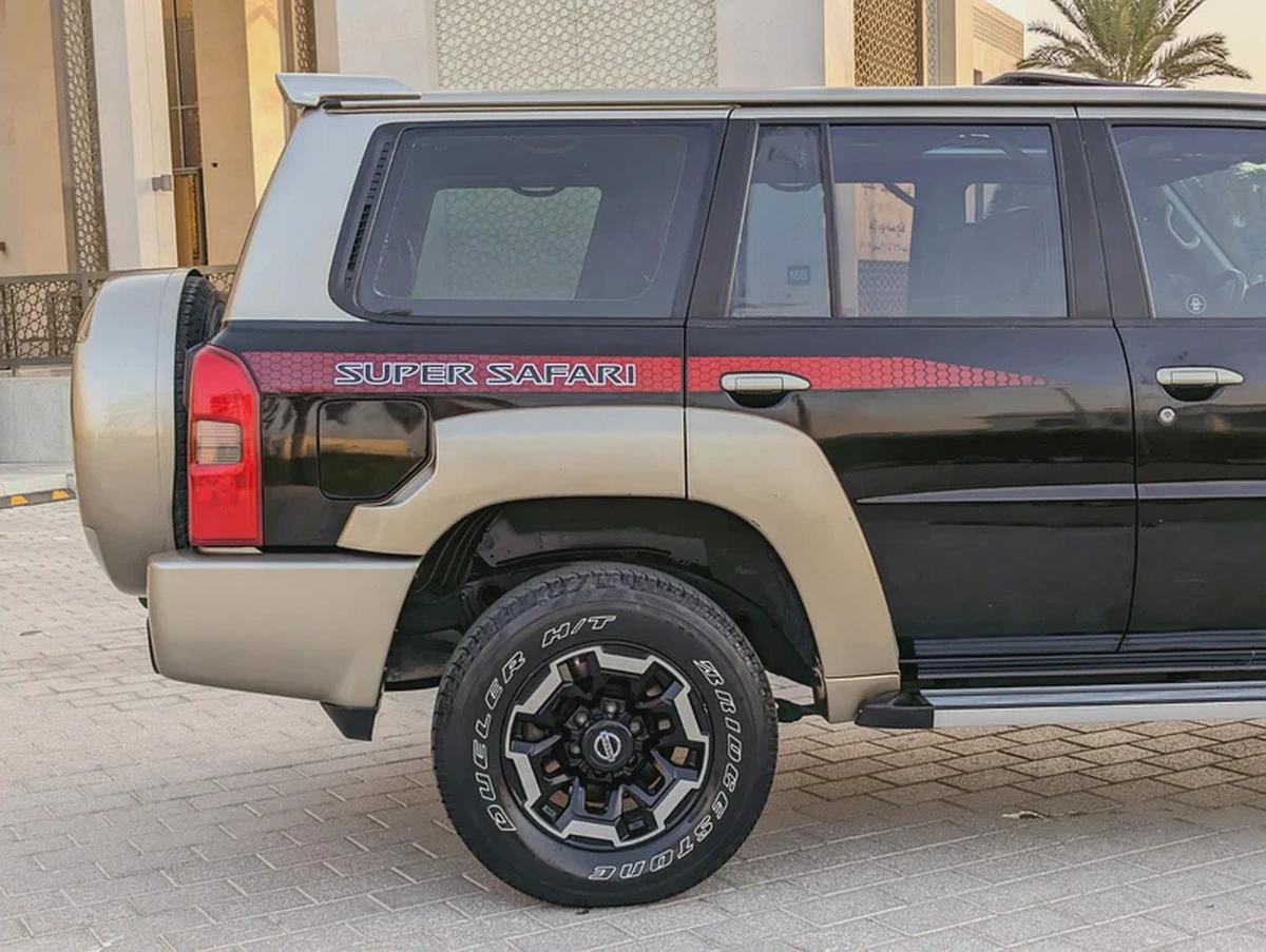 2021 NISSAN PATROL SUPER SAFARI GCC ORIGINAL PAINT IN EXCELLENT CONDITION-17-17