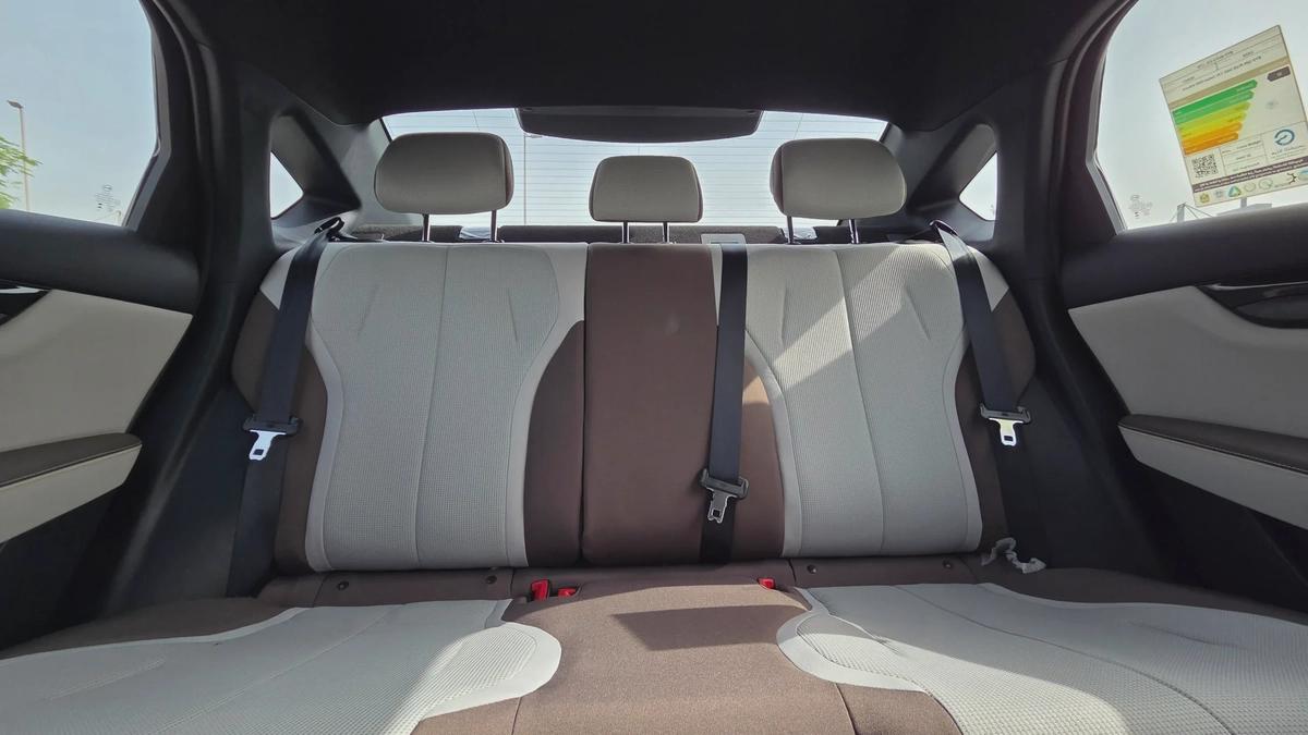 BYD QIN PLUS Design PHEV (Black)-11-11