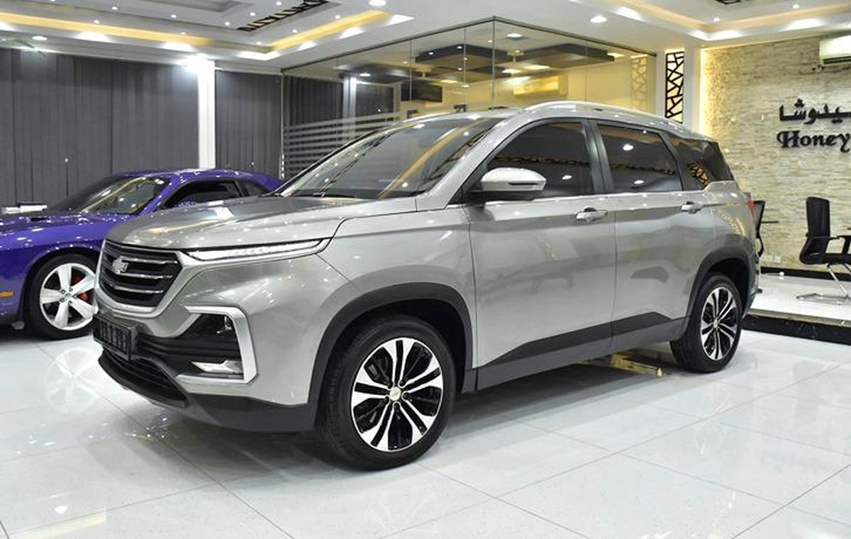 Chevrolet Captiva Premier ( 2023 Model ) in Grey Color GCC Specs-6-6