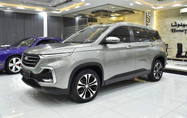 Chevrolet Captiva Premier ( 2023 Model ) in Grey Color GCC Specs