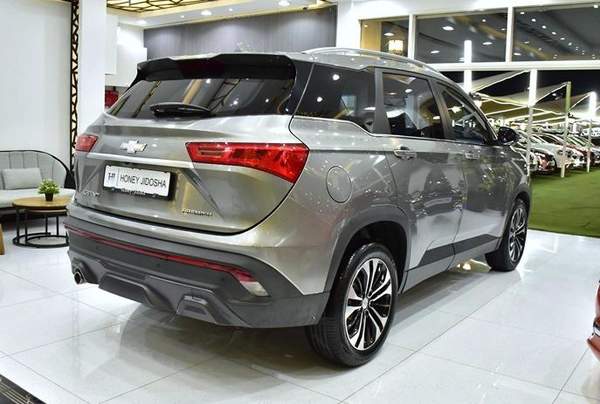 Chevrolet Captiva Premier ( 2023 Model ) in Grey Color GCC Specs
