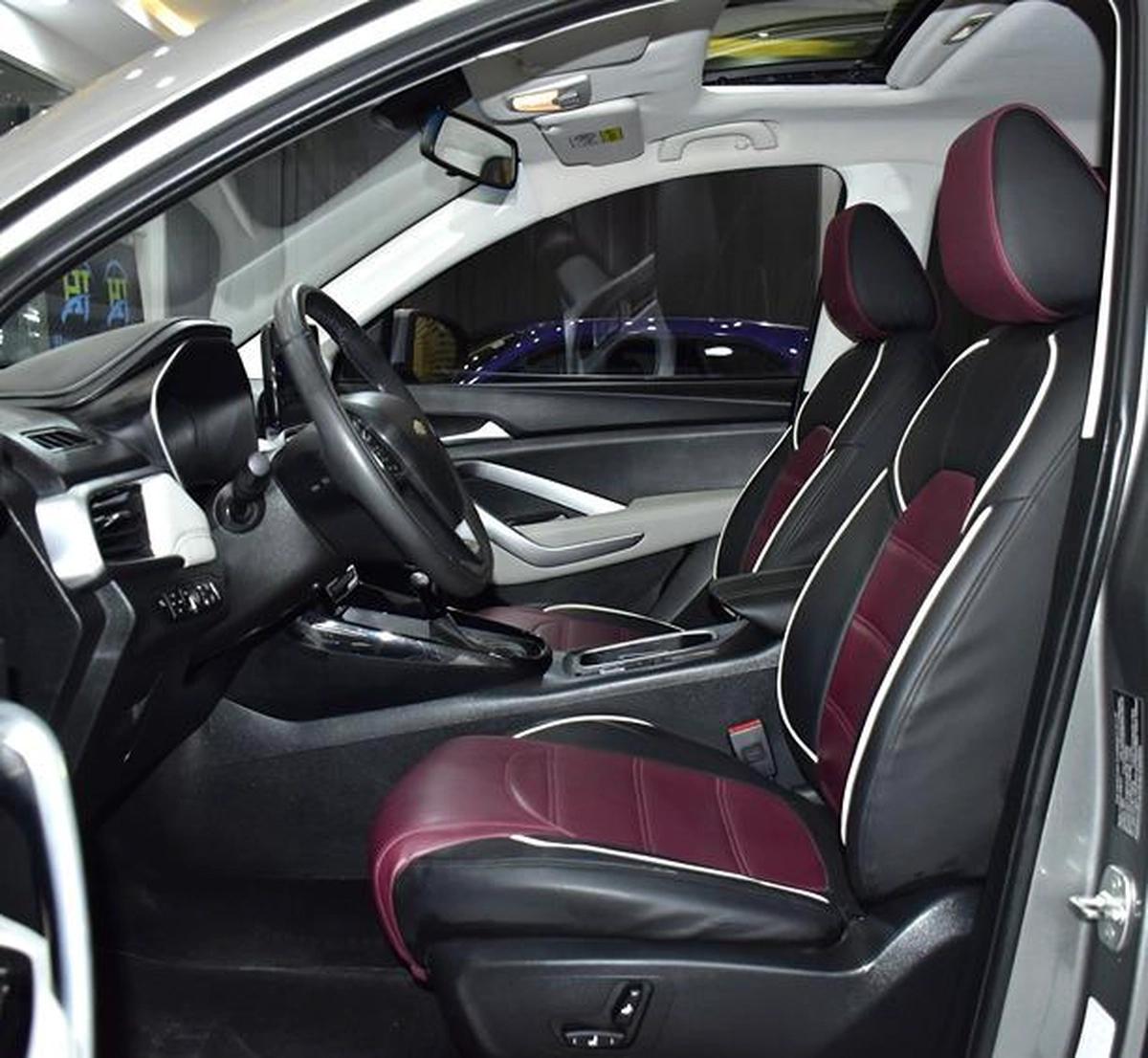 Chevrolet Captiva Premier ( 2023 Model ) in Grey Color GCC Specs-12-12