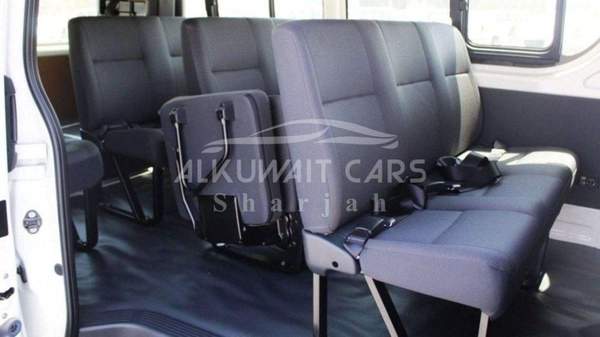 Toyota Hiace (NEW) Toyota Hiace 15seat 2.5L Diesel V4 MT 2023