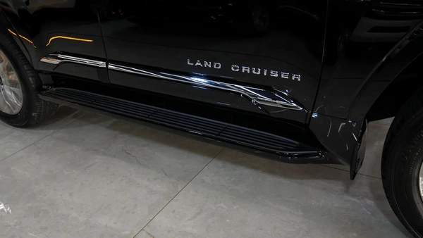 2026 LAND CRUISER 300 GXR 4.0L PETROL FULL OPTION GCC