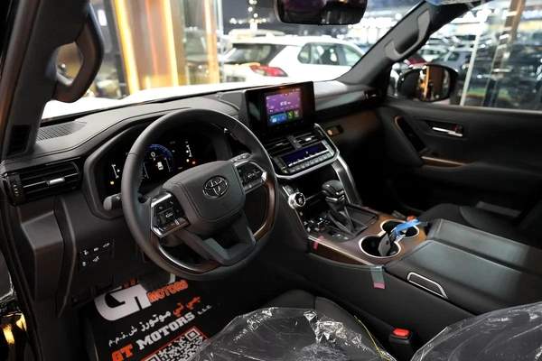 2026 LAND CRUISER 300 GXR 4.0L PETROL FULL OPTION GCC