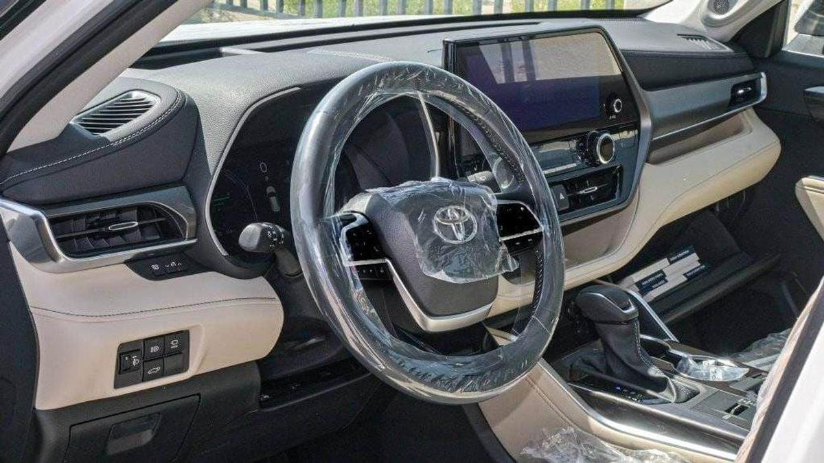 Toyota Highlander Toyota Highlander 2.5L Hybrid VXR (AWD)-8-8