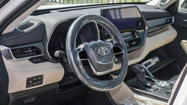 Toyota Highlander Toyota Highlander 2.5L Hybrid VXR (AWD)