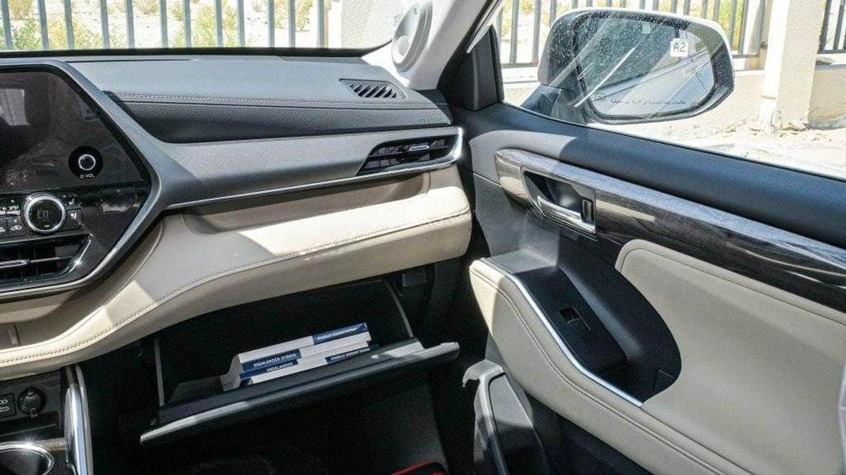 Toyota Highlander Toyota Highlander 2.5L Hybrid VXR (AWD)-12-12