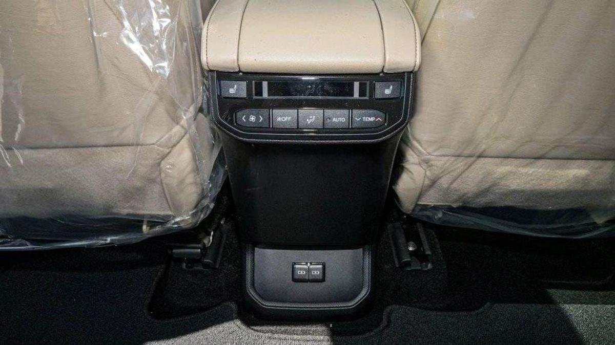 Toyota Highlander Toyota Highlander 2.5L Hybrid VXR (AWD)-23-23