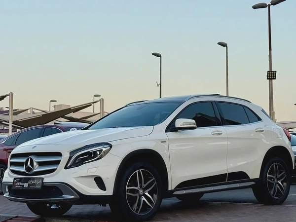 Mercedes GLA 200 - 2017, Korean specs, full option, in excellent condition,