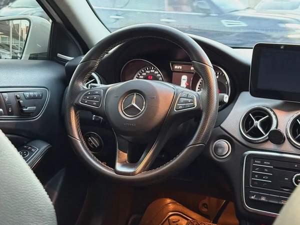 Mercedes GLA 200 - 2017, Korean specs, full option, in excellent condition,