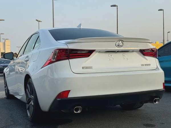 لكزس IS350 V6 3.5L F-SPORT موديل 2015 وارد فل اولشن بحاله الوكاله