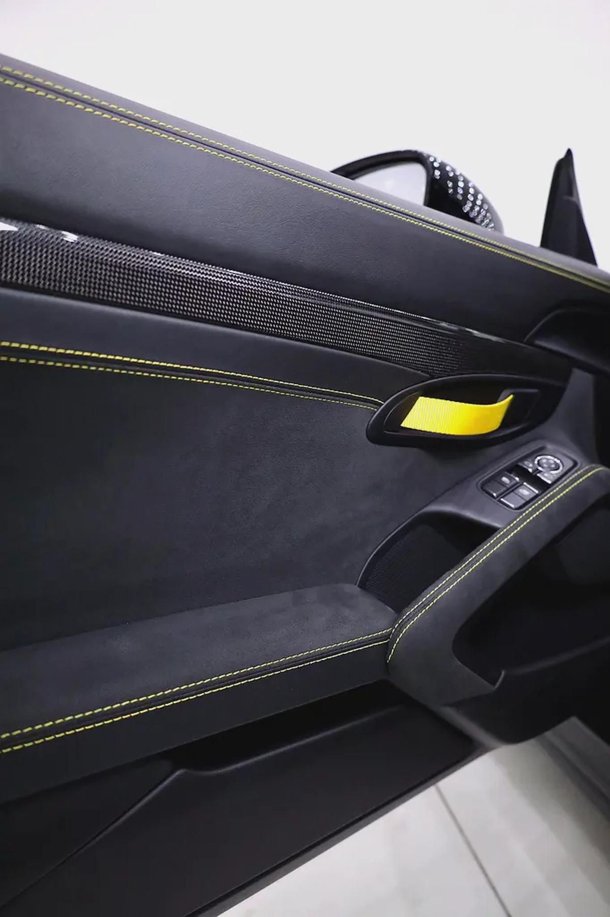 PORSCHE GT4 CARBON PACKAGE + PREMIUM RIMS + FULLY LOADED + WARRANTY UNTIL JUNE 2027-16-16