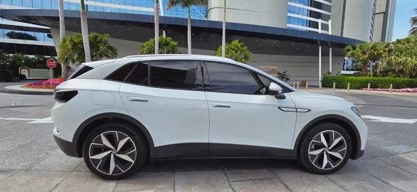 2021 Volkswagen ID.4 PURE + - Excellent Condition-Bank Finance Available